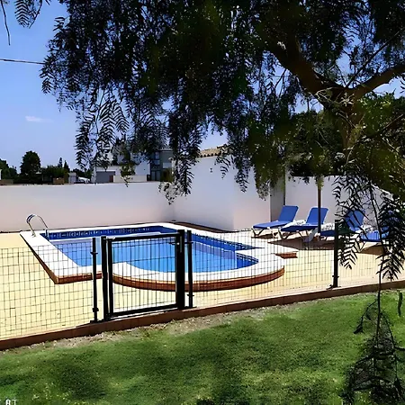 Con Piscina Privada Y Vistas A La Naturaleza En - Es-180-255 *